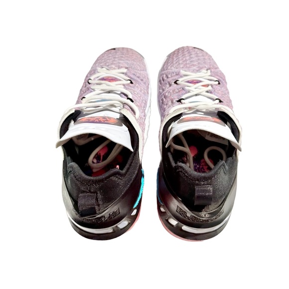 2021 LeBron 18 GS 'Graffiti' Big Boy size 6Y euro 38.5 - Picture 9 of 16